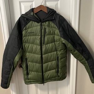 Men's Mammut Down Puffer Jacket with Hood (US M Large). 650+ down fill